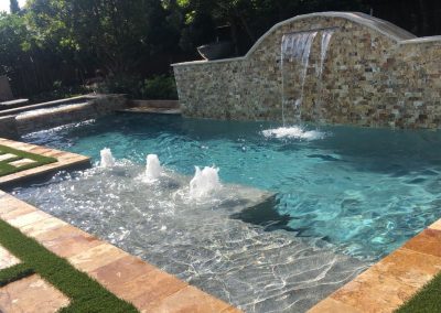 Dependable Swimming Pool Cleaning